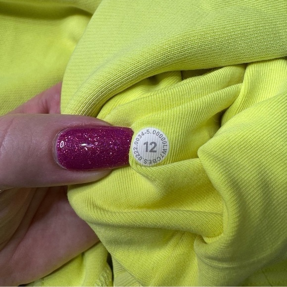 Lululemon Inner Glow High Rise Shorts Neon Yellow Highlighter Short Size 12 - Picture 8 of 8